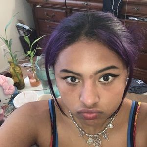 Meet your Posher, Leilani